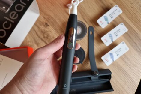 Oclean X Ultra S Black sonický kartáček - 01