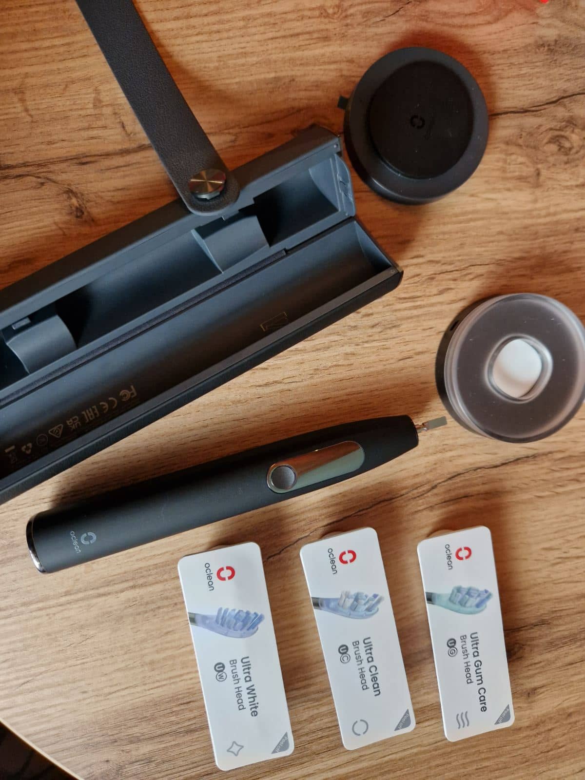 Oclean X Ultra S Black sonický kartáček - 04