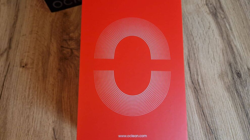 Oclean X Ultra S Black sonický kartáček - 05