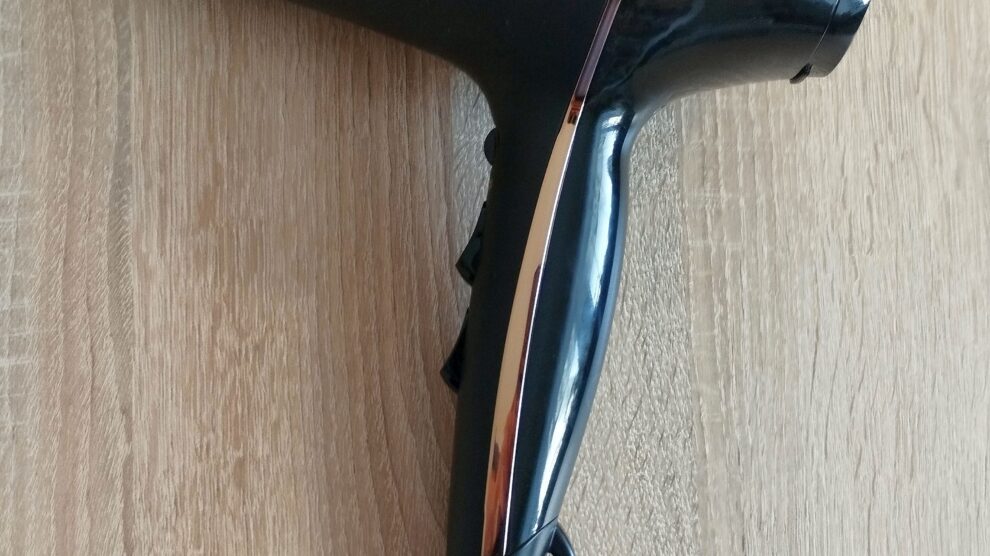 Fén Remington PROluxe AC9140b Základní tělo fénu