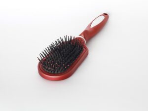 hřebeny a kartáče na vlasy