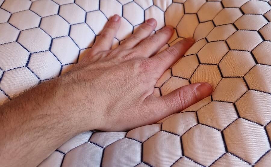 Recenze - Anatomický polštář Hevi™ Pillow - 06