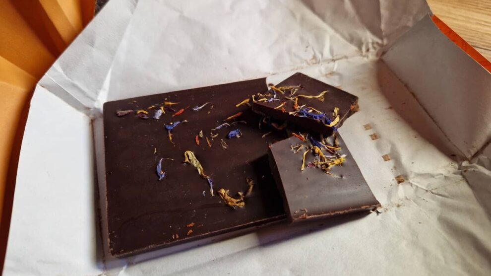 Recenze čokolády Ajala - oceněná čokoláda Květy a pomeranče