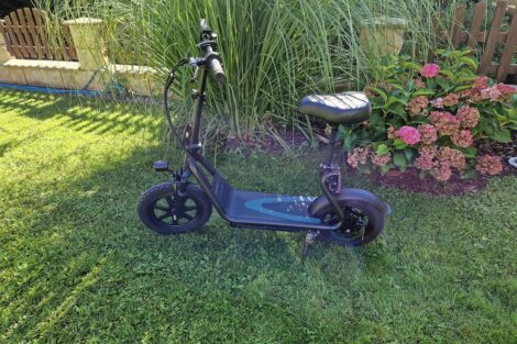 Elektrokoloběžka AERIUM AOVO PRO COMFORT V2 - 02