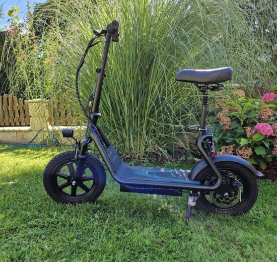 Elektrokoloběžka AERIUM AOVO PRO COMFORT V2 - 04