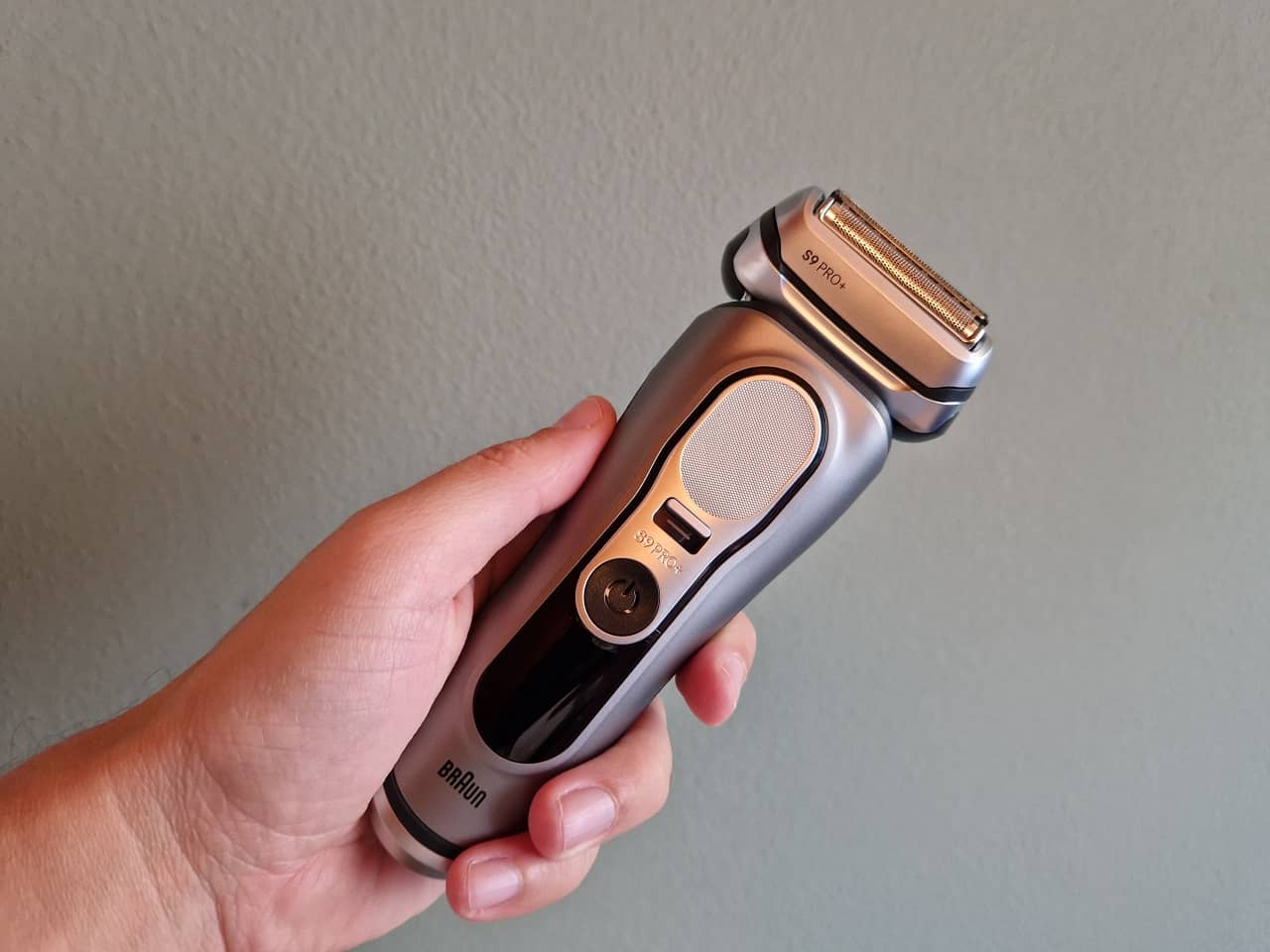 Braun Shaver Series 9 PRO+ 9675CC - 02