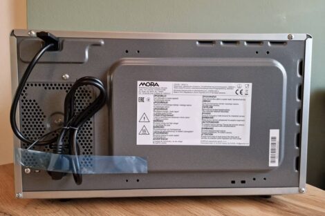 Mikrovlnka MORA MT 423 S - pohled zezadu