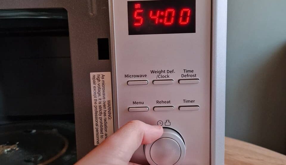 Mikrovlnka MORA MT 423 S - 11 v