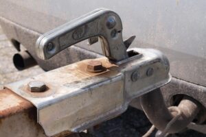 náletová rez a auto