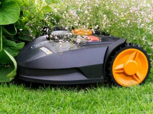 TOP produkty: robotické sekačky bez vodícího drátu