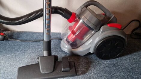 CleanMaxx Bezsáčkový cyklónový podlahový vysavač BCC-14638
